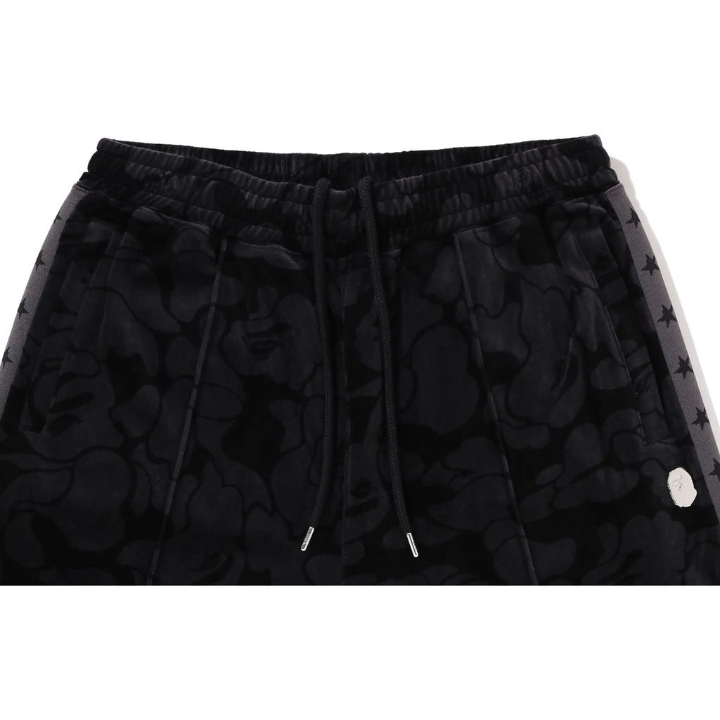 SOLID CAMO VELOUR METAL ONE POINT RELAXED FIT TRACK PANTS MENS
